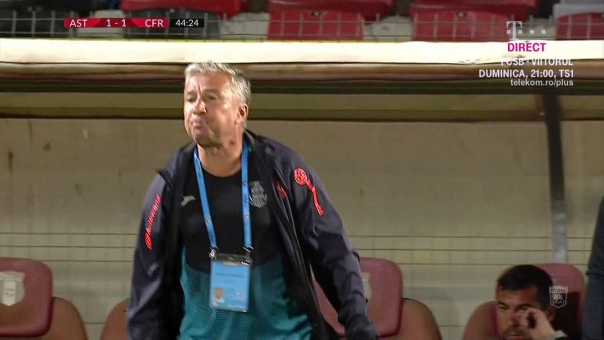ASTRA - CFR CLUJ // FOTO Dan Petrescu, derapaj grosolan » L-a înjurat pe Sebastian Colțescu și a fost eliminat: „Du-te în p**a mea! Ce face jegul ăla?!”