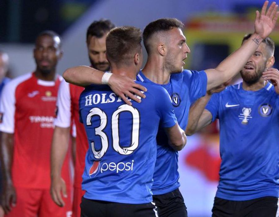 Exclusiv Csu Craiova PregÄƒteÈ™te DouÄƒ Superlovituri In Liga 1 Vrea SÄƒ I Ia De La Viitorul Pe Radu Boboc È™i Pe Virgil GhiÈ›Äƒ