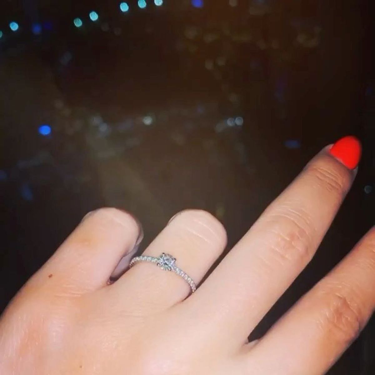 VIDEO + FOTO Alexandru Băluță și-a cerut iubita în căsătorie! Moment superb în Dubai