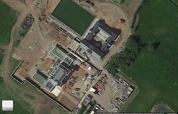 FOTO Wayne Rooney i-a uluit pe locuitorii orășelului Knutsford » Ce și-a construit în curtea casei de 20 de milioane de lire