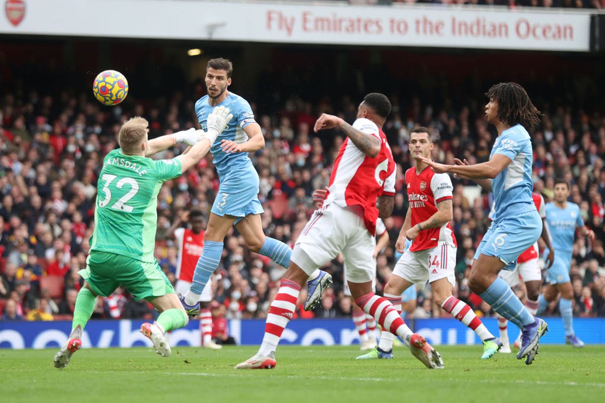 Controverse după Arsenal - Manchester City: „Când i-a arătat primul galben?! Inconsecvent! Să ne prezinte motivul”