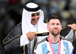 NEBUNIE în Arabia Saudită » Al Hilal a pus în vânzare tricourile cu numele lui Messi
