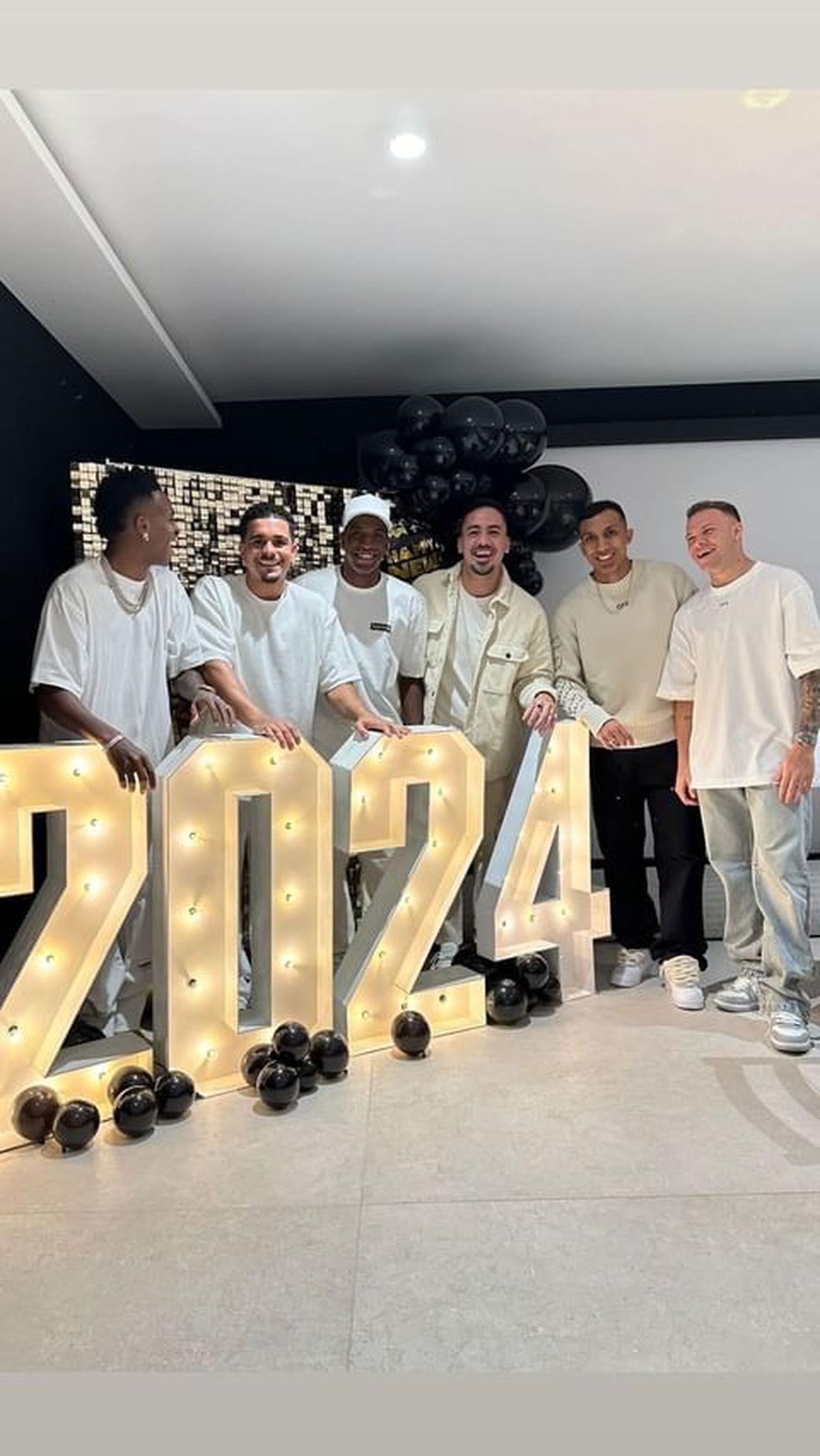 Cum au petrecut sportivii de Anul Nou » Mesajele transmise chiar la cumpăna dintre ani: „2023 a fost un an plin, 2024 să fie cel puțin la fel de bun! La mulți ani!