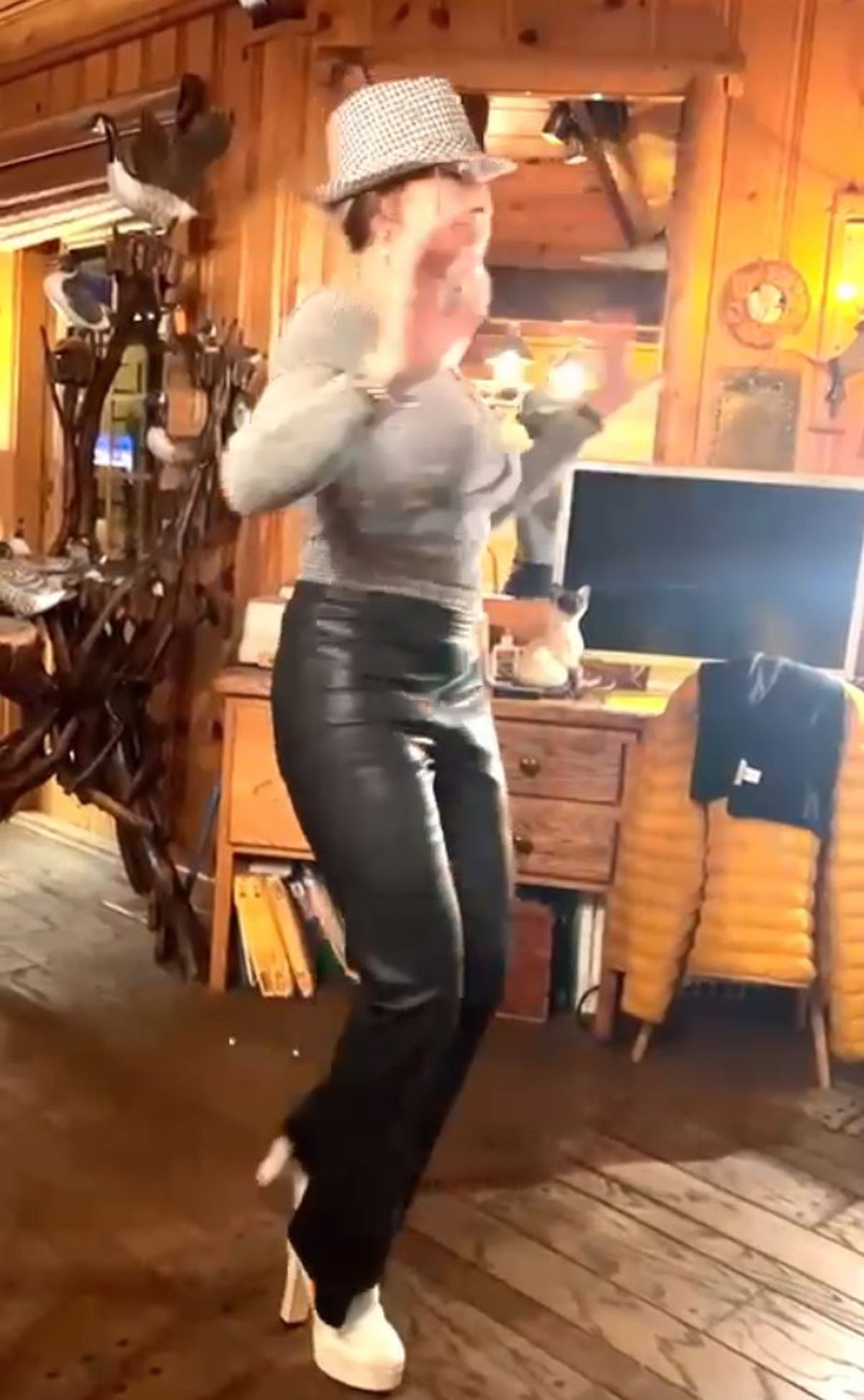 Nadia Comăneci a făcut show de Revelion! Cum s-a distrat în SUA