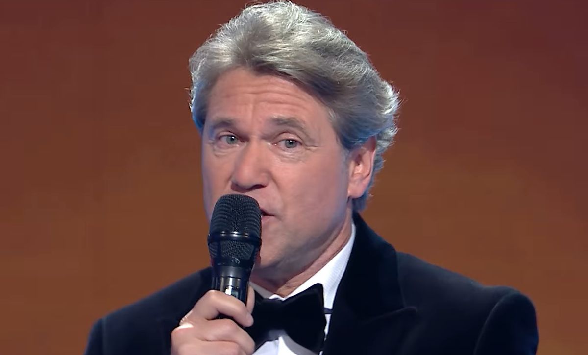 Florin Răducioiu, apariție de senzație de Revelion! A cântat în italiană alături de Andreea Marin