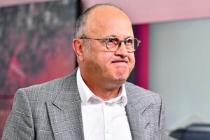 Acceptă Dan Șucu o nouă plecare de la Genoa? » Are o propunere să-și vândă un atacant la PSV Eindhoven!