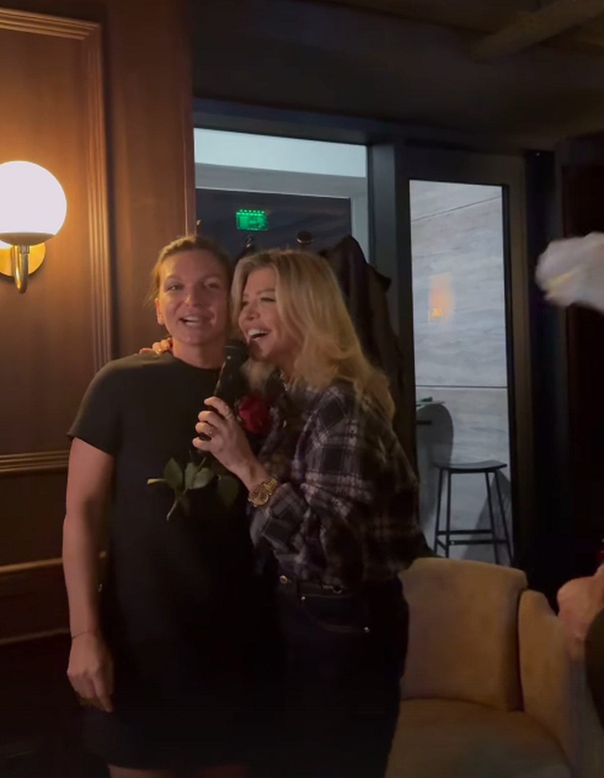 Simona Halep, așa cum n-ai mai văzut-o » Revelion de pomină! A cântat și a dansat o noapte întreagă: „Te admir și te respect infinit”