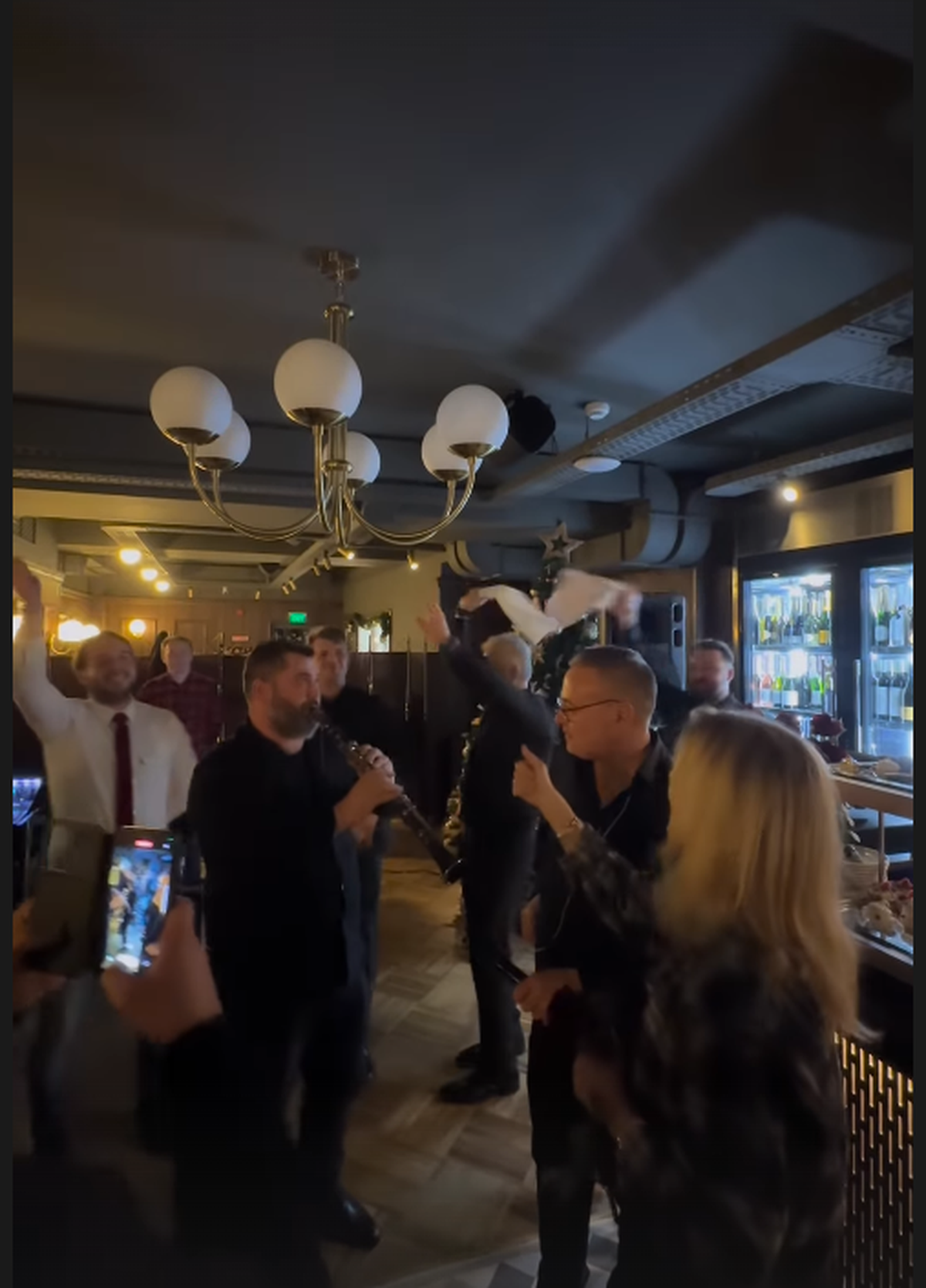 Simona Halep, așa cum n-ai mai văzut-o » Revelion de pomină! A cântat și a dansat o noapte întreagă: „Te admir și te respect infinit”