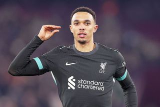 Liverpool și Real Madrid au discutat oficial pentru Alexander-Arnold: răspunsul ferm al „cormoranilor”