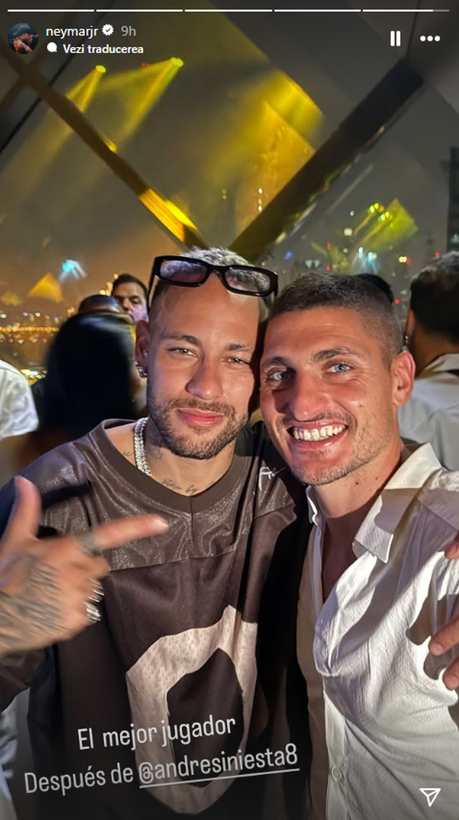 În noaptea de Revelion, Neymar s-a fotografiat cu „cel mai bun jucător după Iniesta”