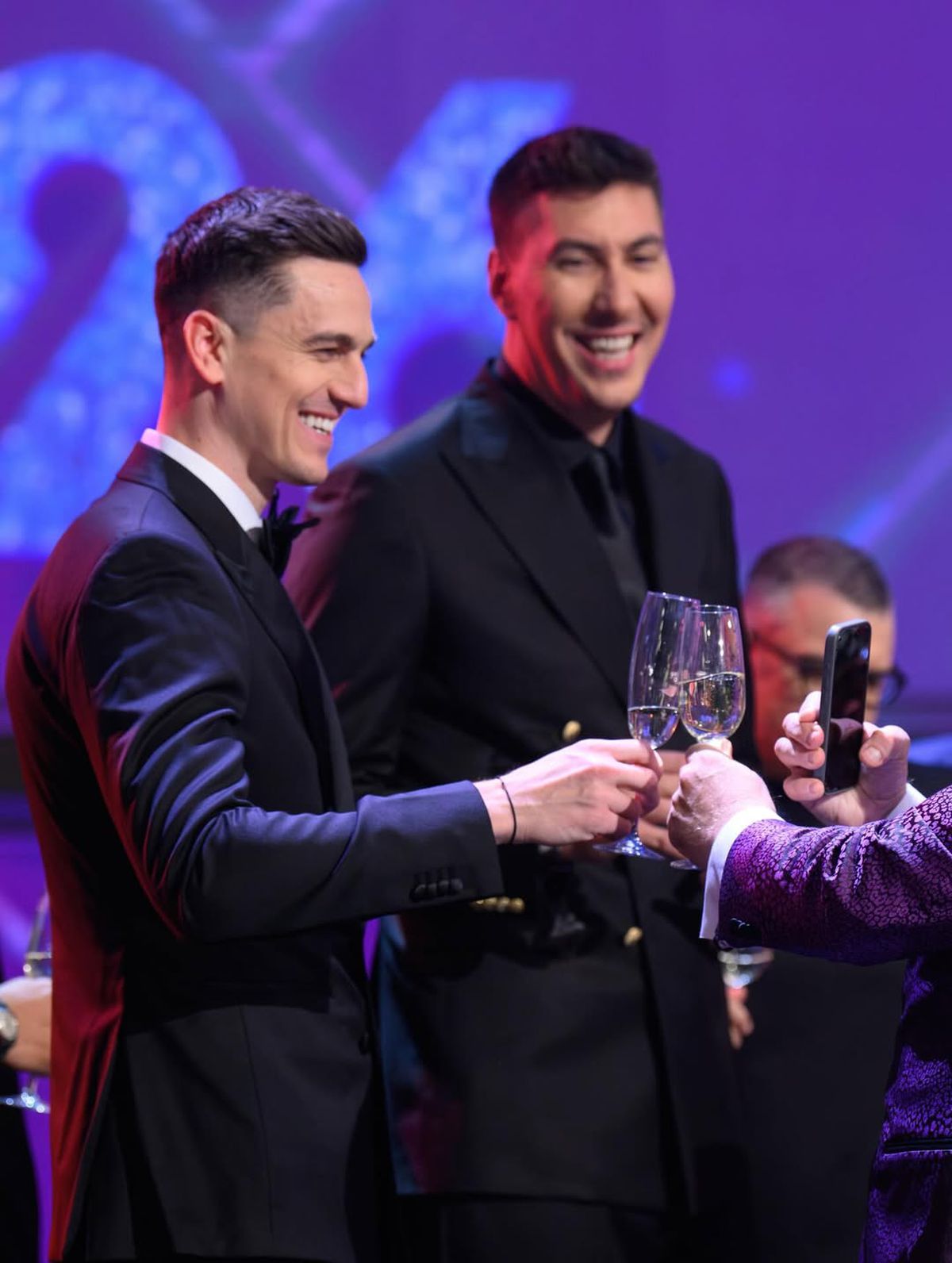 Dan Negru a văzut audiențele de Revelion, în bătălia Pro TV - Antena 1, și a reacționat! A fost și un duel al foștilor fotbaliști