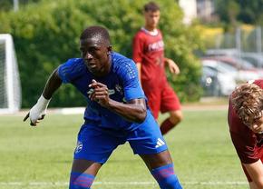 Inter conduce lupta în 3 pentru un fotbalist din liga a patra