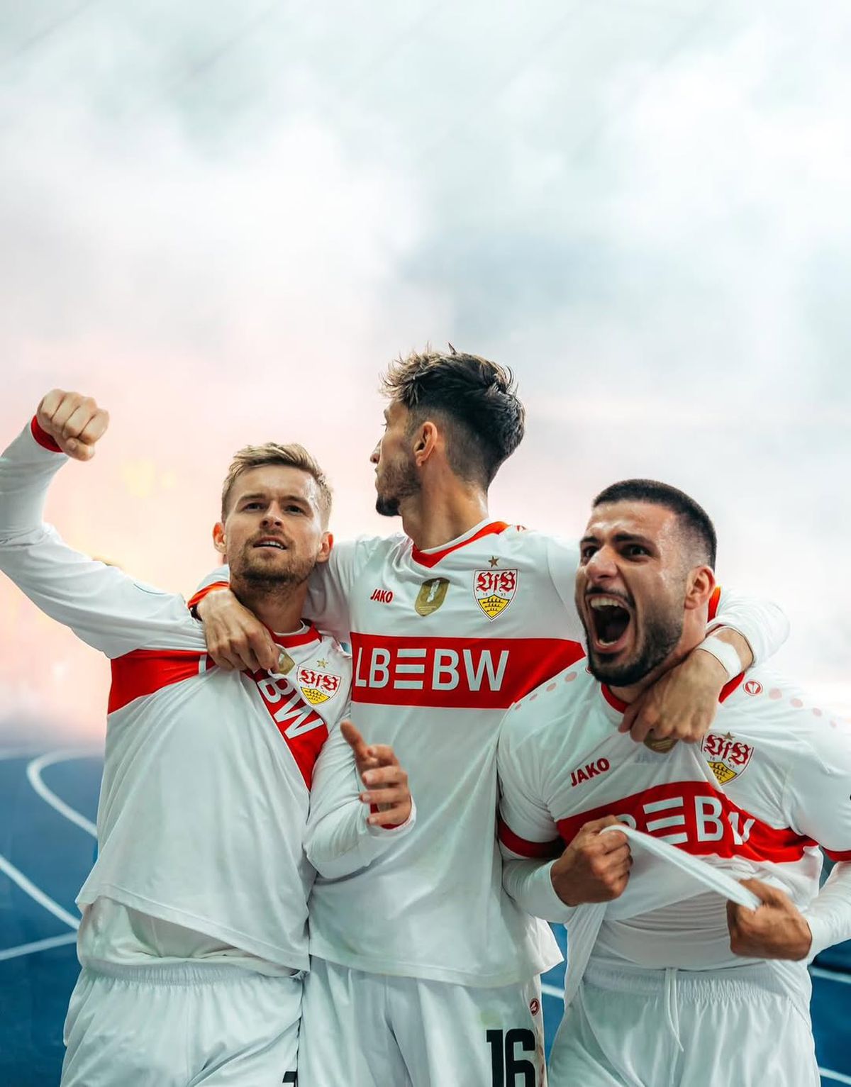 CR7 > Soție » Postarea de An Nou a internaționalului german i-a amuzat teribil pe fani