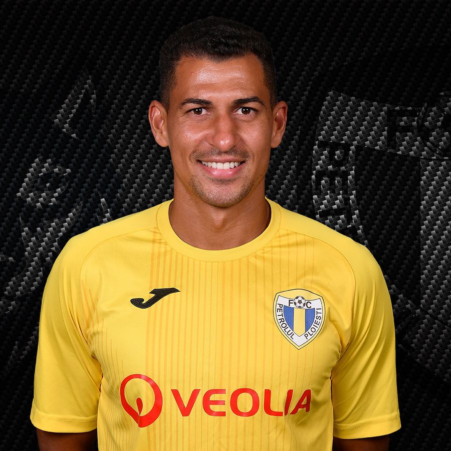 Petrolul s-a despărţit de Wallace da Silva! Ploieștenii aduc înlocuitor din prima ligă