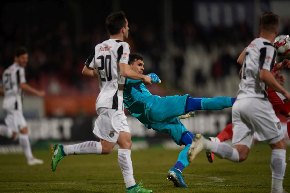 DINAMO - ASTRA GIURGIU 2-0 // VIDEO Florin Prunea jubilează: „Am jucat perfect! Nu ne bătea nimeni în seara asta”