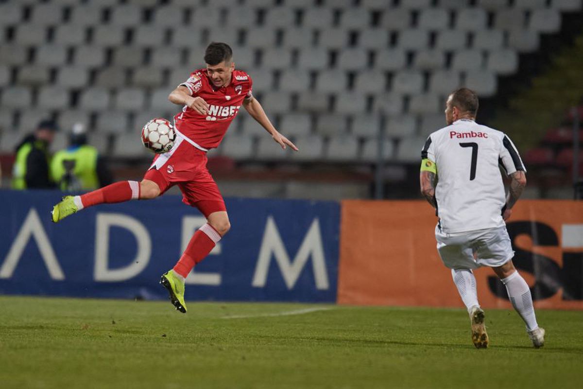 DINAMO - ASTRA 2-0 // Bogdan Andone aruncă vina pe jucători: „Nu suntem încă în play-off, trebuie să-și schimbe atitudinea!”