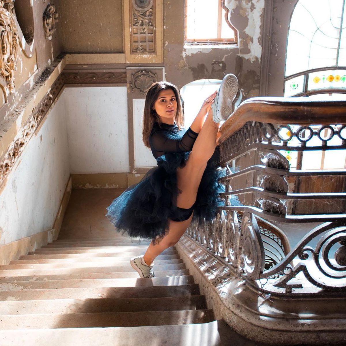 FOTO Diana Bulimar face șpagatul pe plajă cu Giani Kiriță » Imagini inedite cu gimnasta