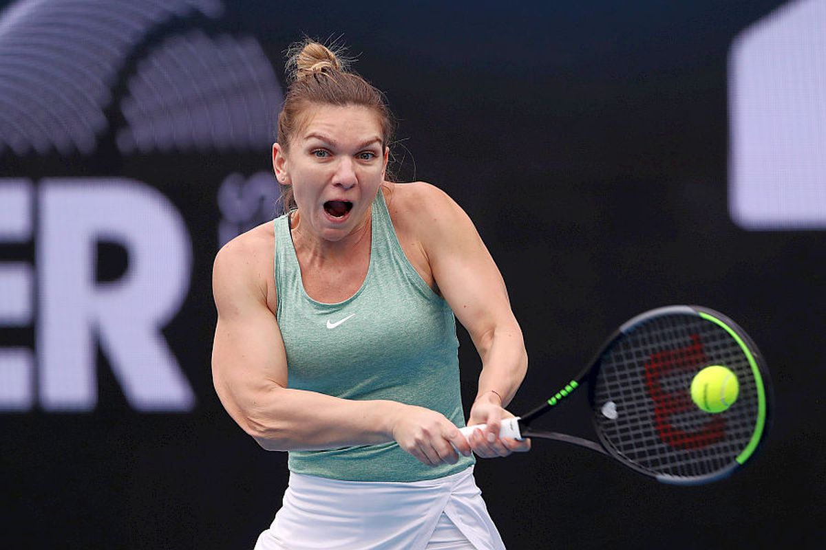 SIMONA HALEP - ANASTASIA POTAPOVA 6-4, 6-4. VIDEO + FOTO Simona Halep, victorie la primul meci oficial din 2021! Joc excelent prestat de româncă