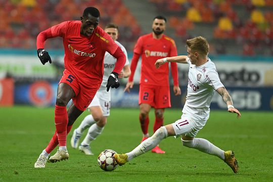 CFR și FCSB au concurat
mereu în ultimii ani
pentru titlu. De fiecare
dată la final a triumfat
CFR // FOTO: Imago