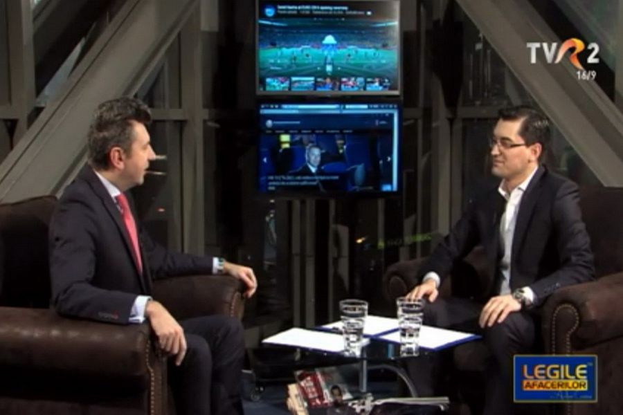 Moderatorul Andrei Cristea și Răzvan Burleanu Anomalii în TVR: reporterul detașat la COSR face știri despre fiica șefului COSR! Materialul a aruncat în aer redacția sport: „Slugărnicie gratuită! Vizionați acest material, cu ta-su, cu mă-sa...”