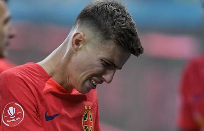 Moment surprinzător la FCSB » Octavian Popescu plângea, iar un coechipier i-a luat apărarea