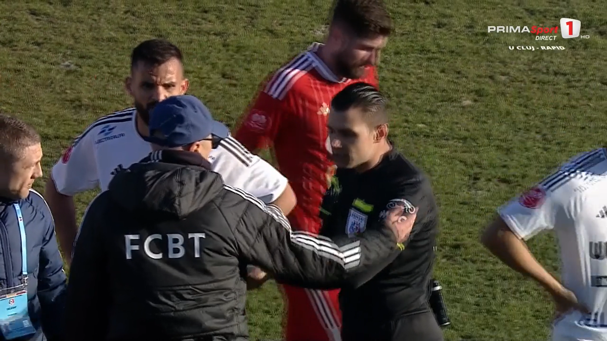 FC Botoșani - Sepsi, gafă arbitru