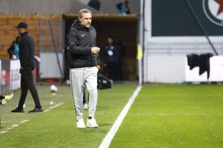 Suspendare uriașă primită în Franța! » Momente șocante: l-a trântit și apoi l-a târât în afara terenului pe adversar