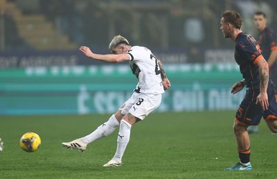 Valentin Mihăilă a fost cel mai bun în dezastrul cu Lecce » Reacția fanilor și ce a decis Parma cu Fabio Pecchia!