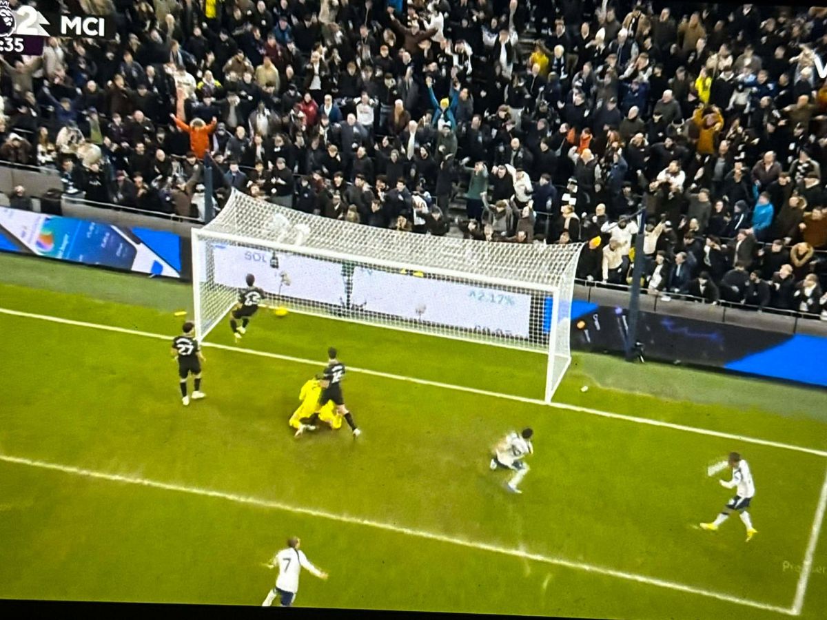 Gol Solanke în Tottenham - Manchester City