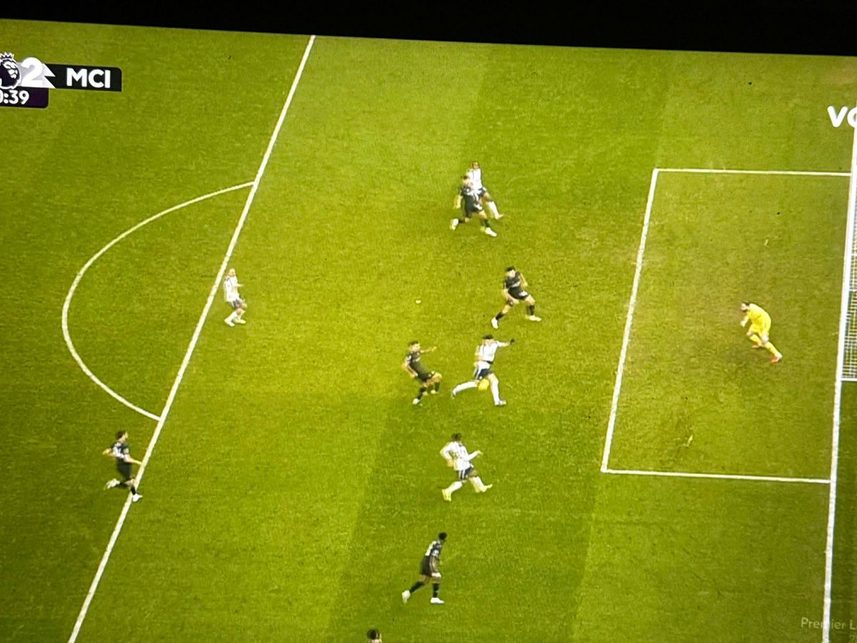 Gol Solanke în Tottenham - Manchester City