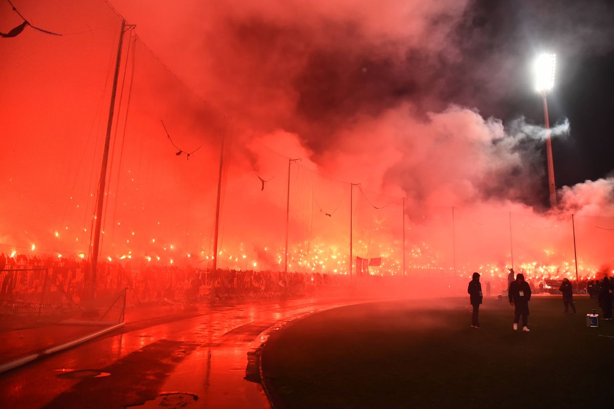 Imagini impresionante la Salonic » Răzvan Lucescu și fanii lui PAOK, la primul meci acasă după tragedia cu cei 7 suporteri
