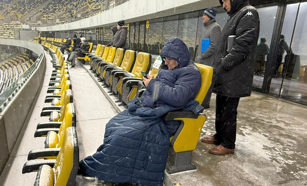 Revoltă prin ninsoare: mutările tactice ale lui Gigi Becali, contestate în văzul lumii pe Arenă + „Yeti” de la „oficială”