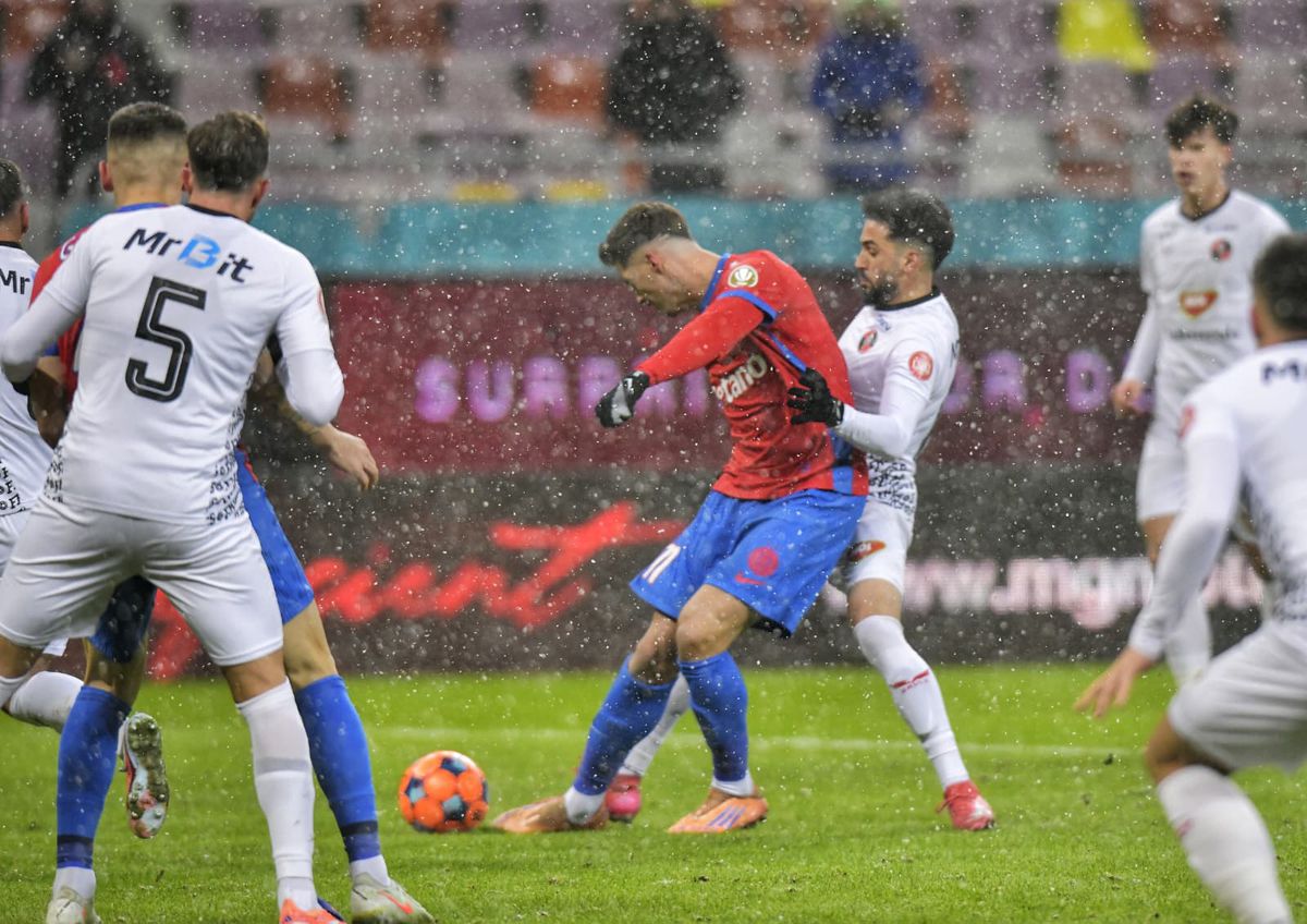 Elias Charalambous, despre transferurile perfectate de FCSB: „Mai vin doi jucători, unul a și semnat”