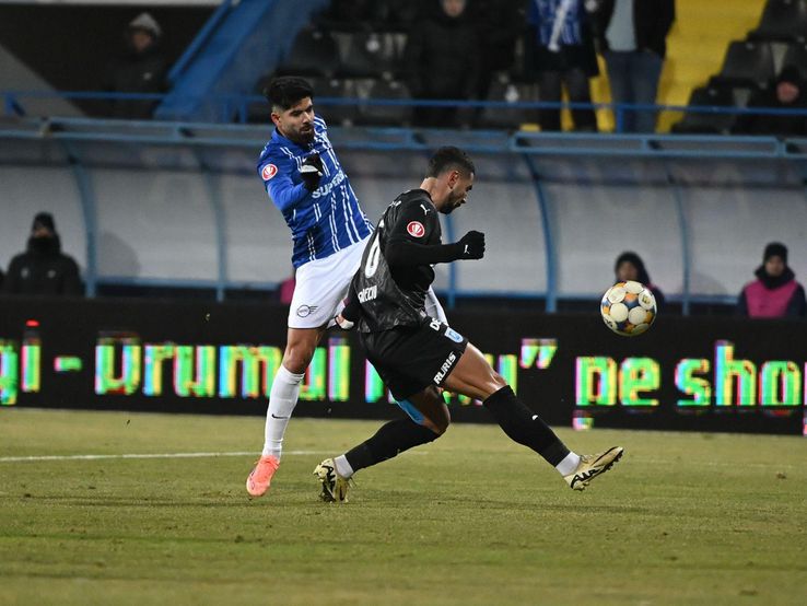 Farul - Universitatea Craiova // sursă foto: UCV