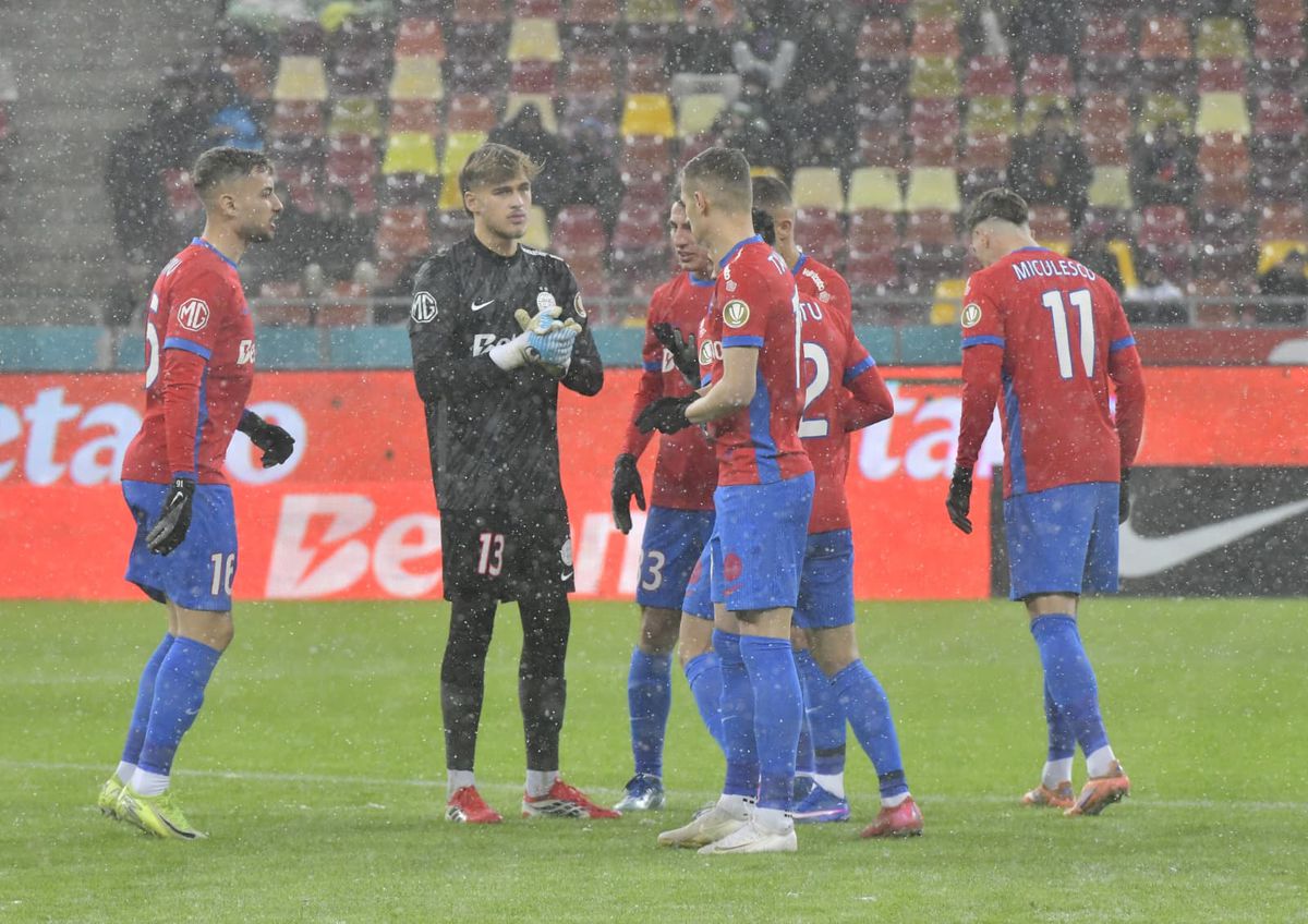 Florin Tănase, uluit de condițiile în care s-a jucat pe Arena Națională: „În 2026, la ce stadion, cât a costat... e decapotabil”