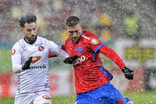 A dat din casă despre următoarele două transferuri de la FCSB: „Atacantul vine săptămâna asta. Nu sunt idiot să stau după Bîrligea”