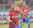 Darius Olaru în FCSB - Csikszereda // FOTO: Cristi Preda (GSP.ro)