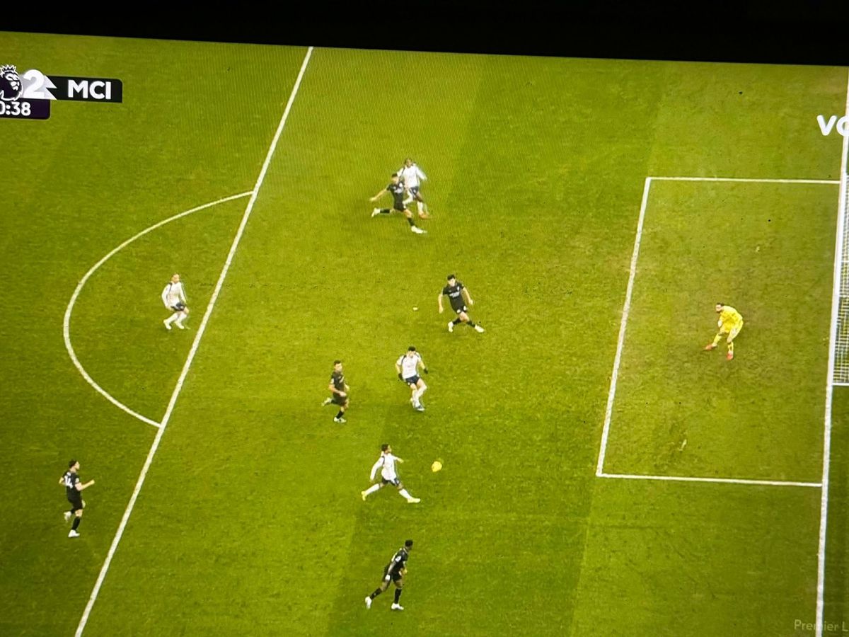 Gol Solanke în Tottenham - Manchester City