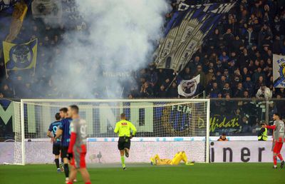 Suporterul lui Inter care a aruncat petarda și-a pierdut 3 degete și va fi arestat!