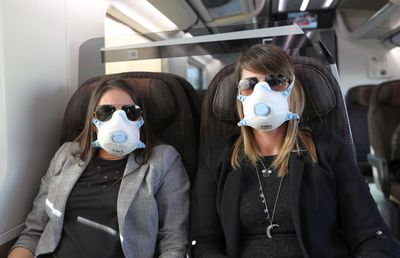 CORONAVIRUS. Guvernul României răspunde celor mai importante întrebări legate de COVID-19: ce faci dacă ai simptome sau cum iei concediu medical