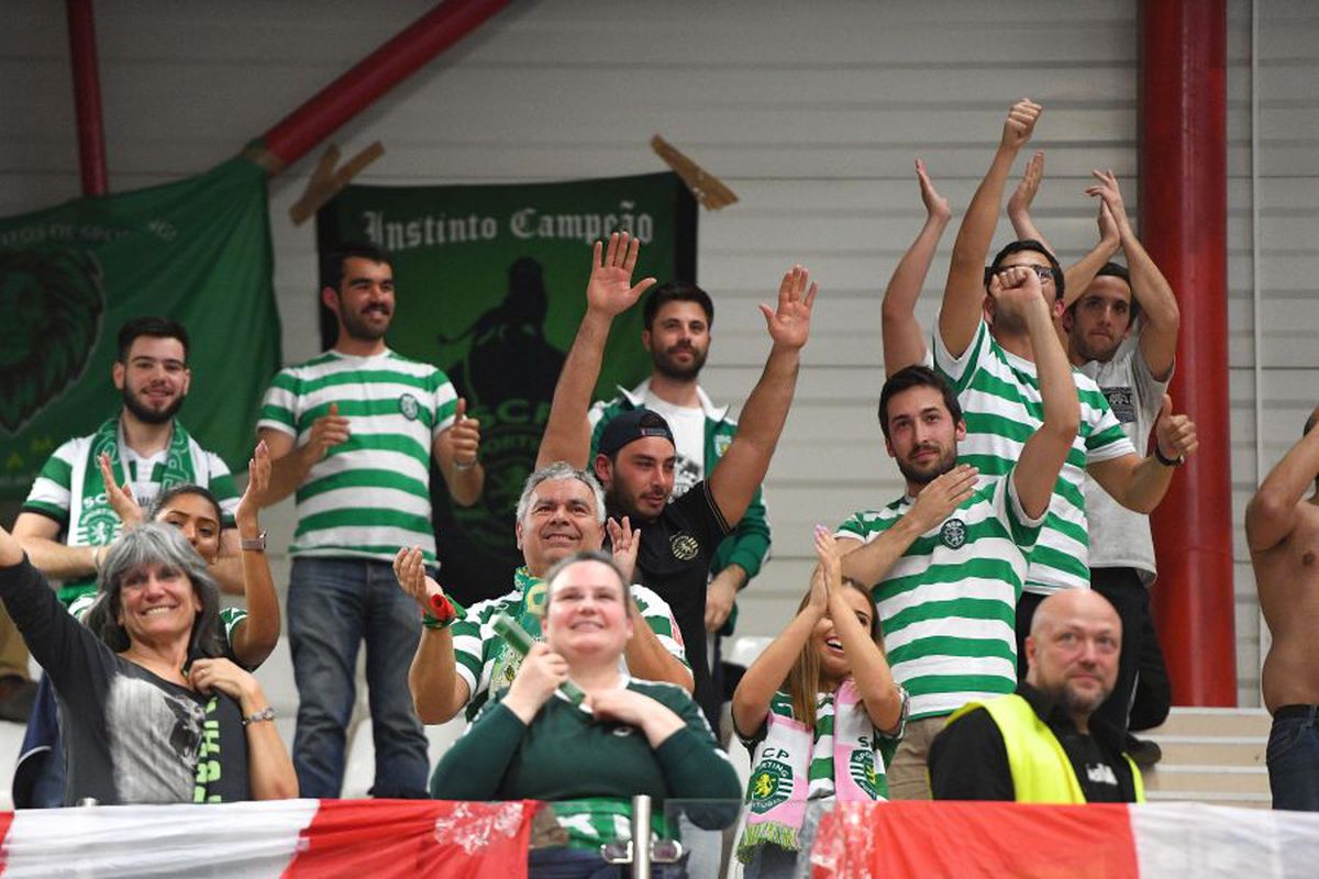 DINAMO - SPORTING, LIGA CAMPIONILOR // FOTO Imaginea anului în sport: Kuduz și Frade au fost eliminați și au urmărit împreună partida