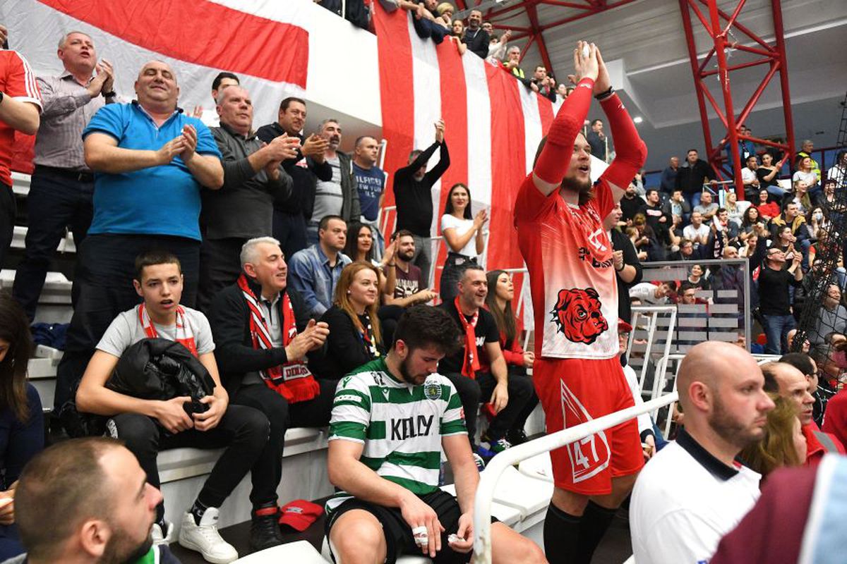 DINAMO - SPORTING, LIGA CAMPIONILOR // FOTO Imaginea anului în sport: Kuduz și Frade au fost eliminați și au urmărit împreună partida