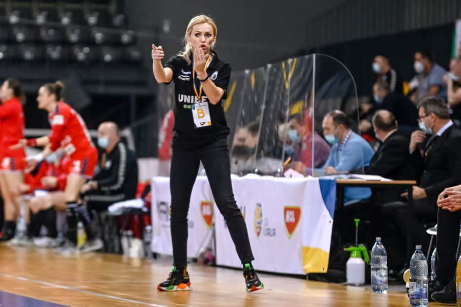 Câștigătoarea Ligii Campionilor cu CSM București, antrenor secund la naționala României
