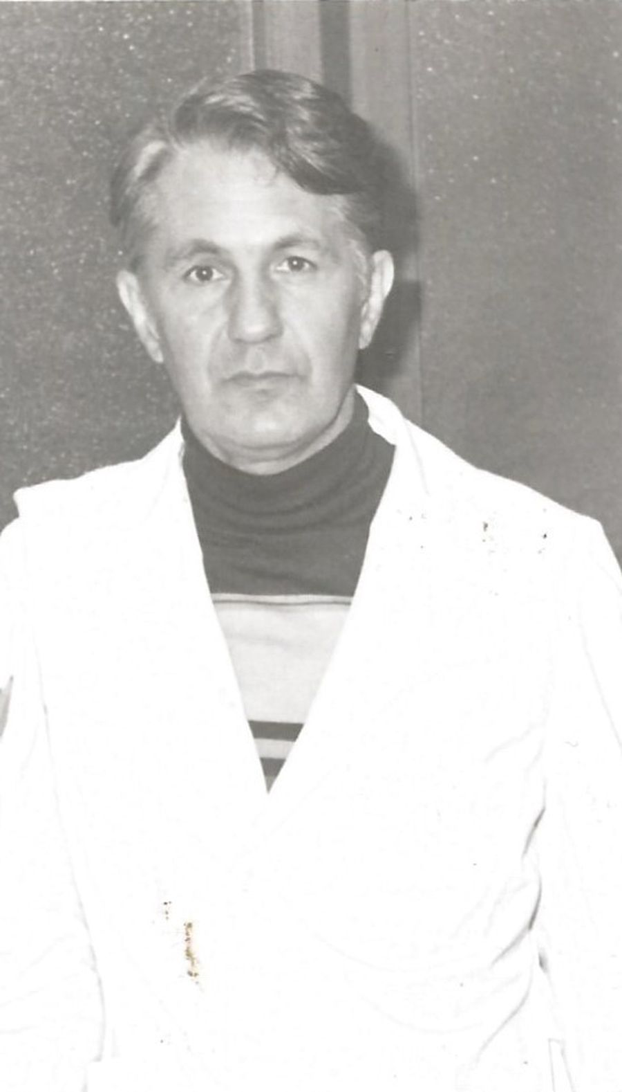 1980. Gabriel Cherebețiu în Mexic, cu halatul de medic pe umeri FOTO Arhivă personală 1980. Gabriel Cherebețiu în Mexic, cu halatul de medic pe umeri FOTO Arhivă personală