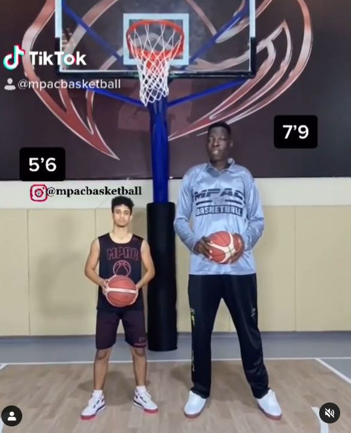 VIDEO&FOTO „Totuși, câți ani are?!” » Gigantul de 2,36 metri care poate răvăși recordurile în NBA! Imaginile cu el sunt uluitoare