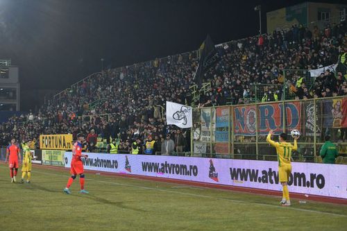 CS Mioveni a fost amendată cu 10.000 de lei pentru că a depășit numărul de fani în tribune la meciul cu FCSB, 1-1, din urmă cu două etape.