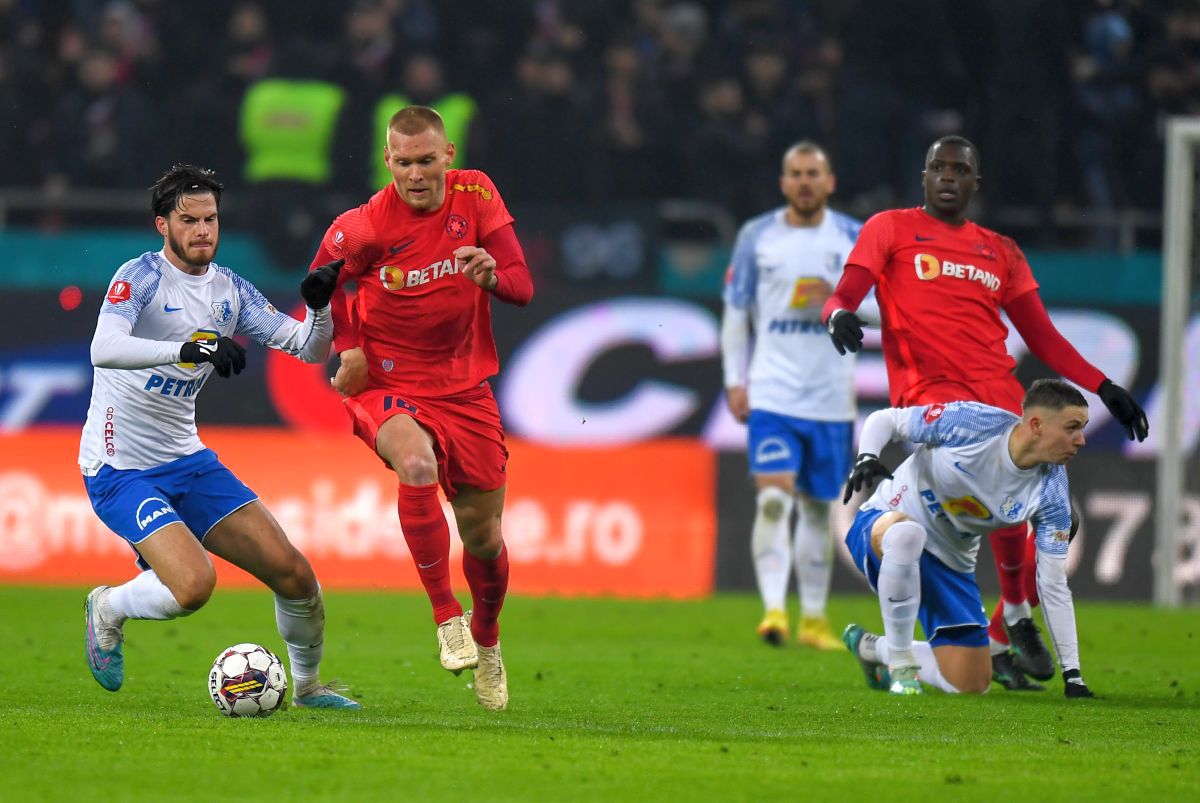 Discurs dur la GSP LIVE: „Nici în filmele cu Mr. Bean nu vezi ce e la noi! Te doare capul. Iar cu VAR, fotbalul e de cascadorii râsului”