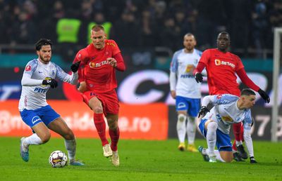 Discurs dur la GSP LIVE: „Nici în filmele cu Mr. Bean nu vezi ce e la noi! Te doare capul. Iar cu VAR, fotbalul e de cascadorii râsului”