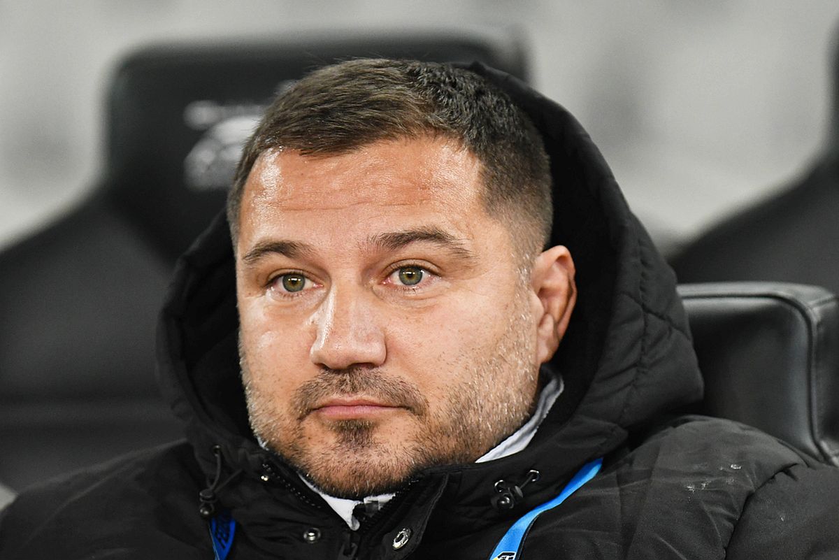 „Demisia!” » Galeria piteșteană s-a războit cu Marius Croitoru în Bănie + Reacția vestiarului: „Ne este teamă”