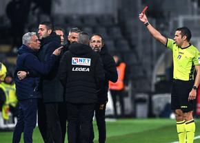 Jose Mourinho, un car de nervi după ce a fost eliminat în înfrângerea cu Cremonese: „Am fost tratat într-un mod incalificabil de arbitrul de rezervă”